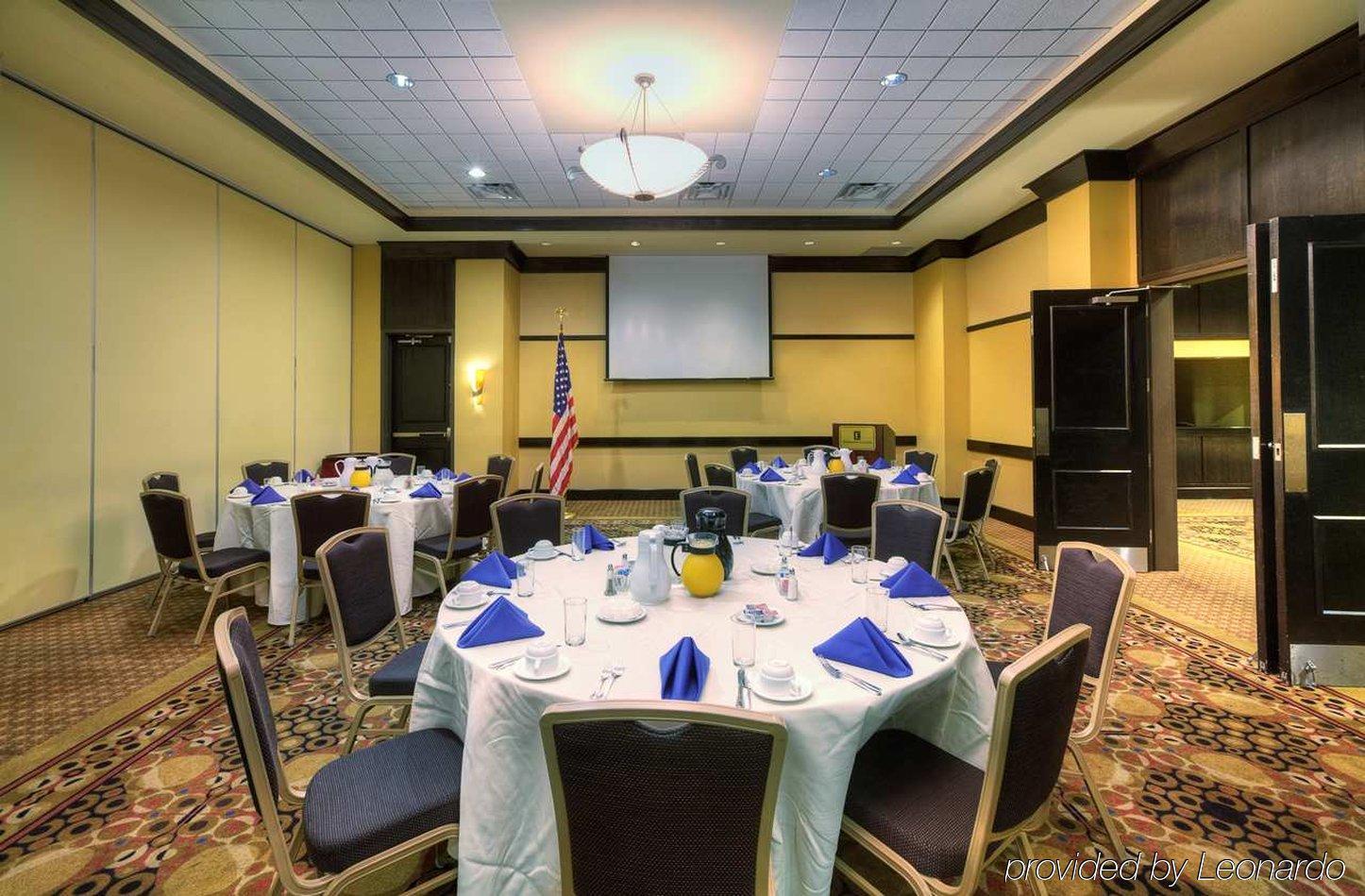 Embassy Suites By Hilton Laredo Restoran foto