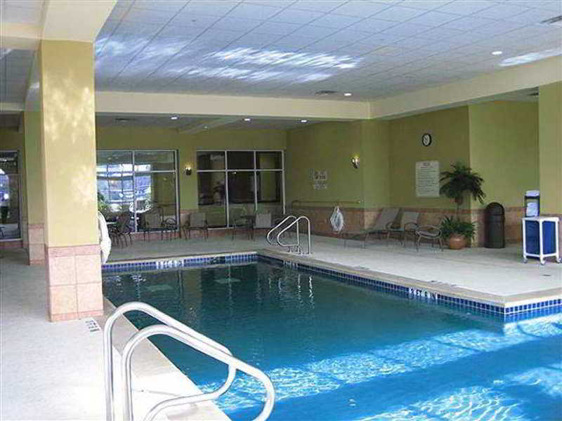 Embassy Suites By Hilton Laredo Bagian luar foto
